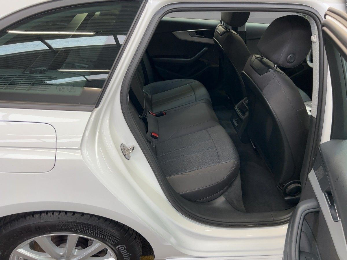 Audi A4 AVANT ADVANCED 40 TDI - Samsaru's Car Outlet