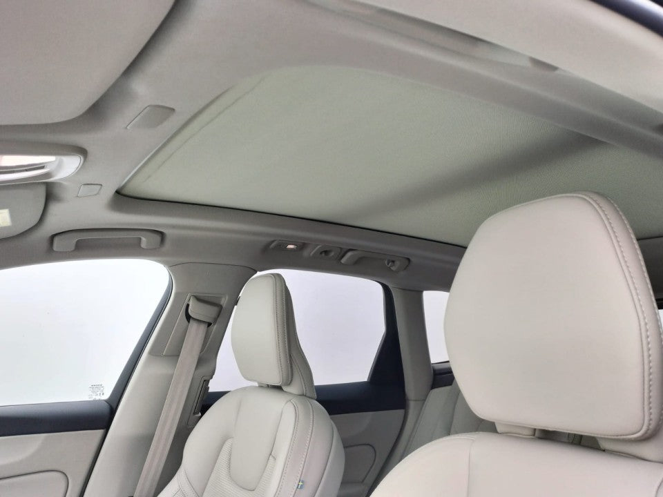 Volvo XC 60 Hybrid 310CP AWD