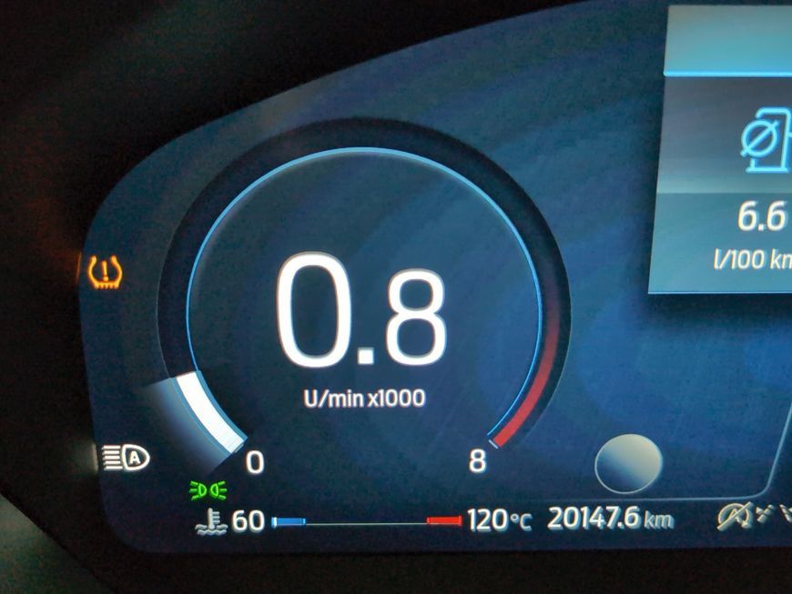 Ford Focus Turnier 1.0 EcoBoost Hybrid Aut. ST-LINE X