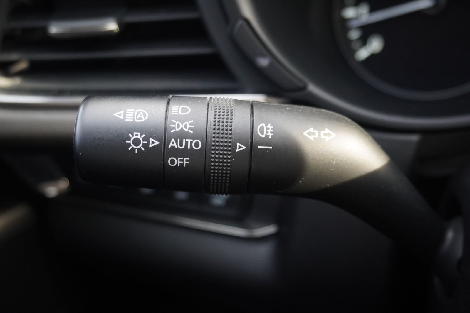 Mazda CX-30 2.0 M-Hybrid Exclusive-Line LED 360° AHK