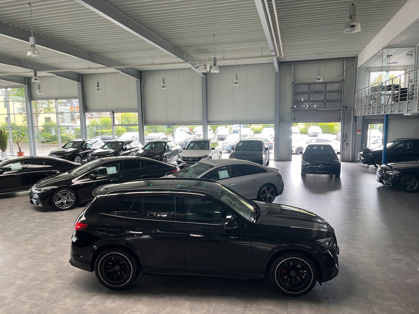 Mercedes-Benz GLC 43 AMG 4M Premium Plus - Samsaru's Car Outlet