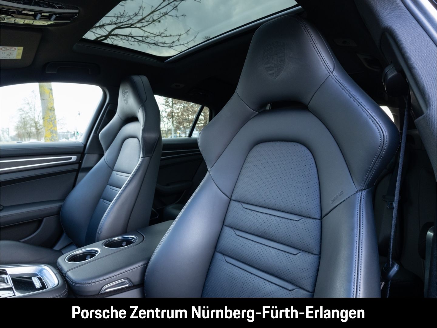 Porsche Panamera 4 E-Hybrid Sport Turismo Platinum Editi