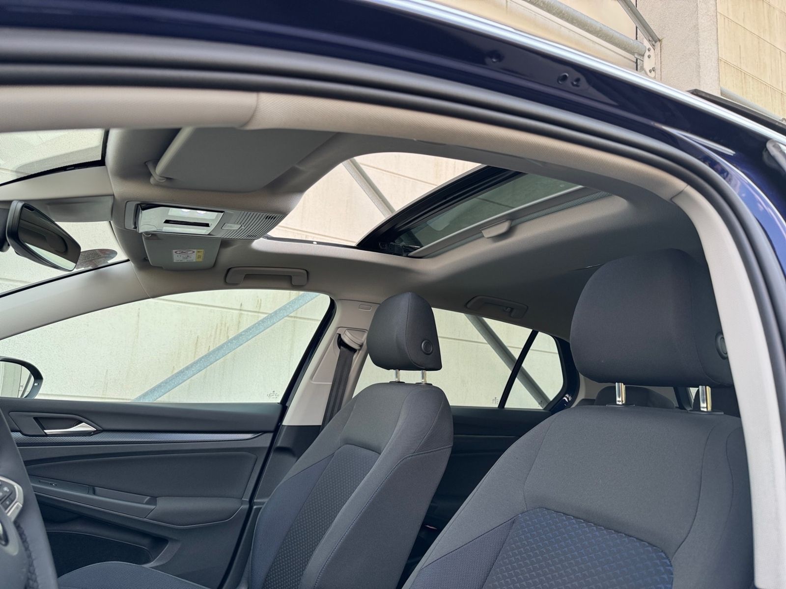 Volkswagen Golf VIII 2.0 TDI United DSG - Samsaru's Car Outlet