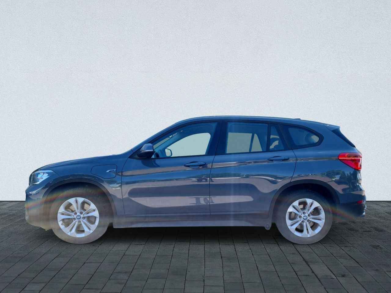 BMW X1 xDrive25e Advantage - Samsaru's Car Outlet