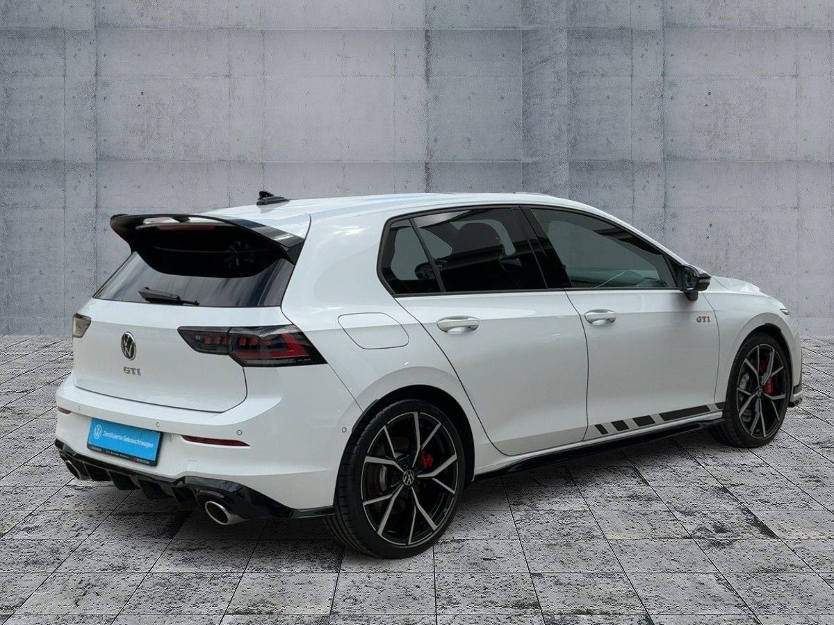 Volkswagen Golf VIII GTI Clubsport 5JG+LEDER+MATRIX+PANO+19