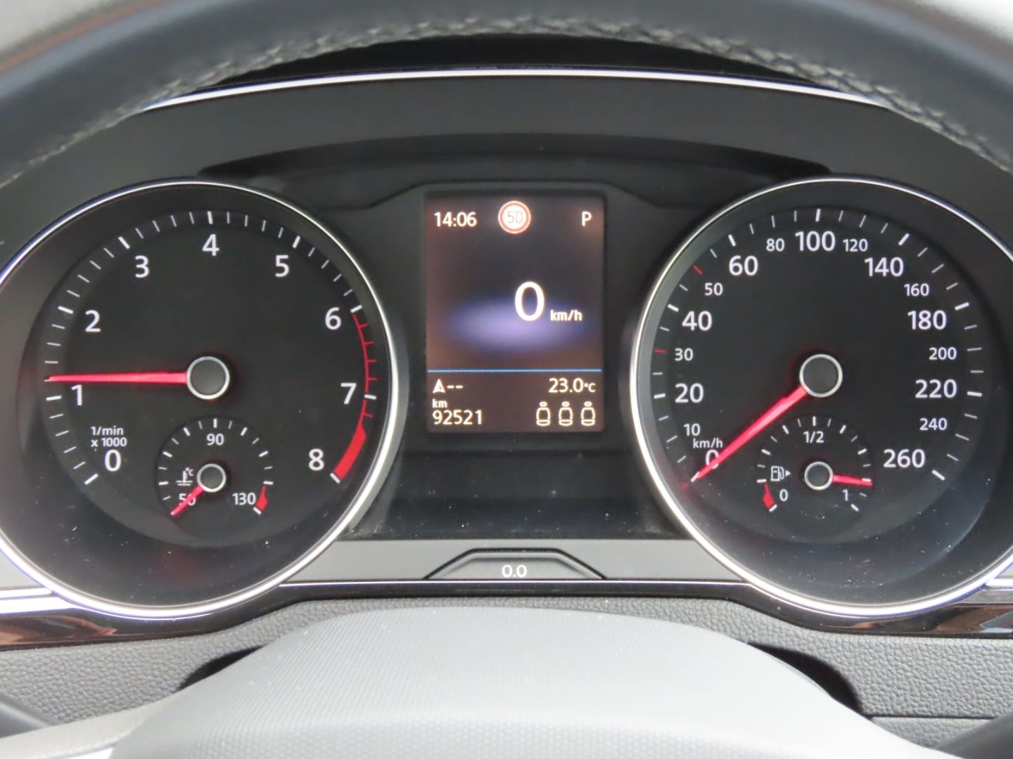 Volkswagen Passat Variant Business 1.5 TSI - Samsaru's Car Outlet