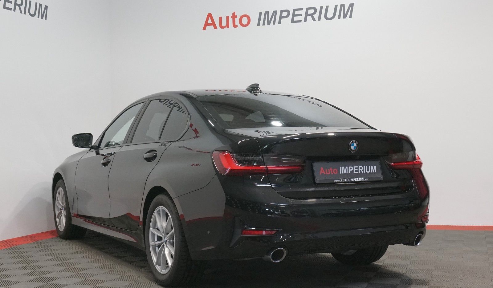 BMW 320 d xDrive - Samsaru's Car Outlet