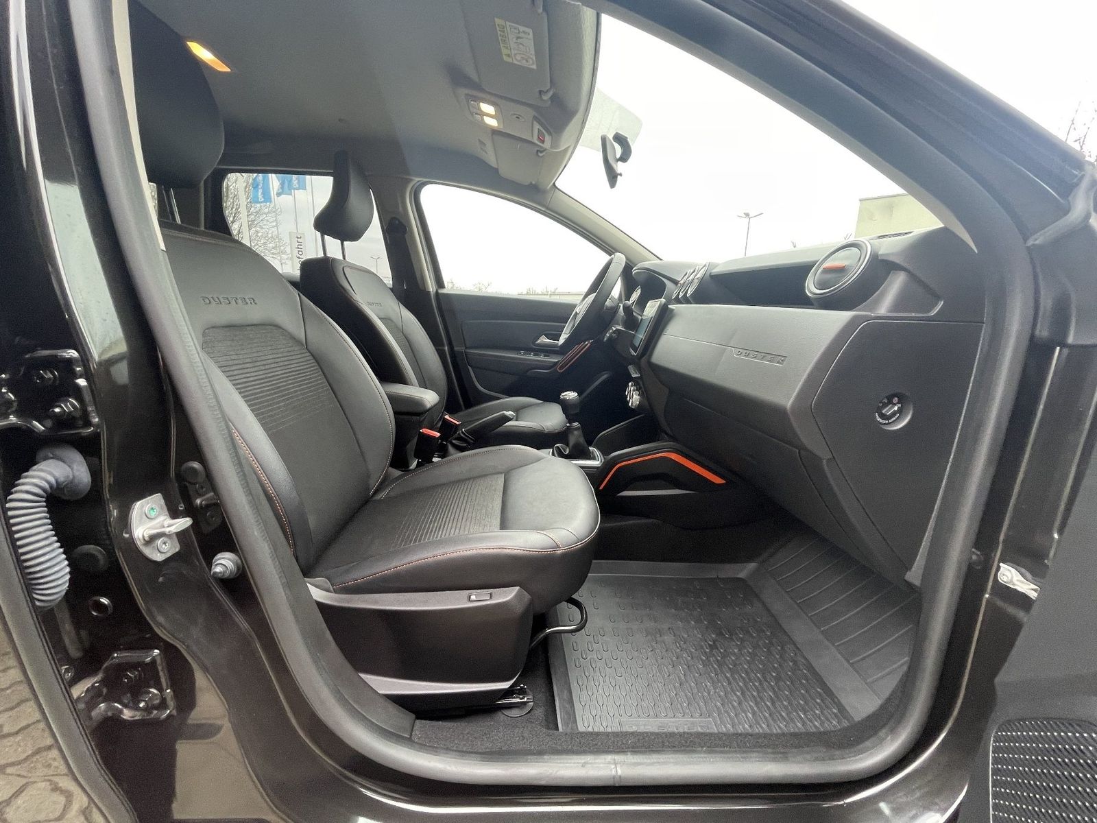Dacia Duster Extreme Tce 100 eco-G - Samsaru's Car Outlet