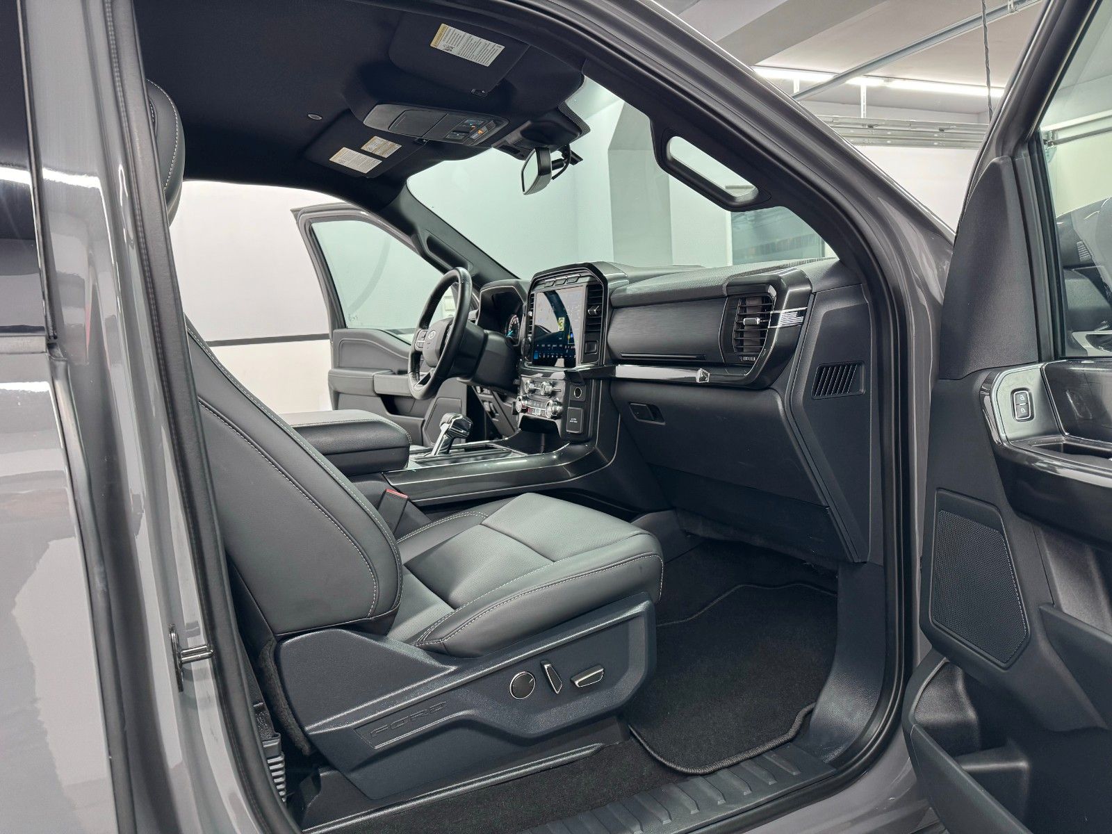 Ford F 150 5.0 XLT Supercrew - Samsaru's Car Outlet
