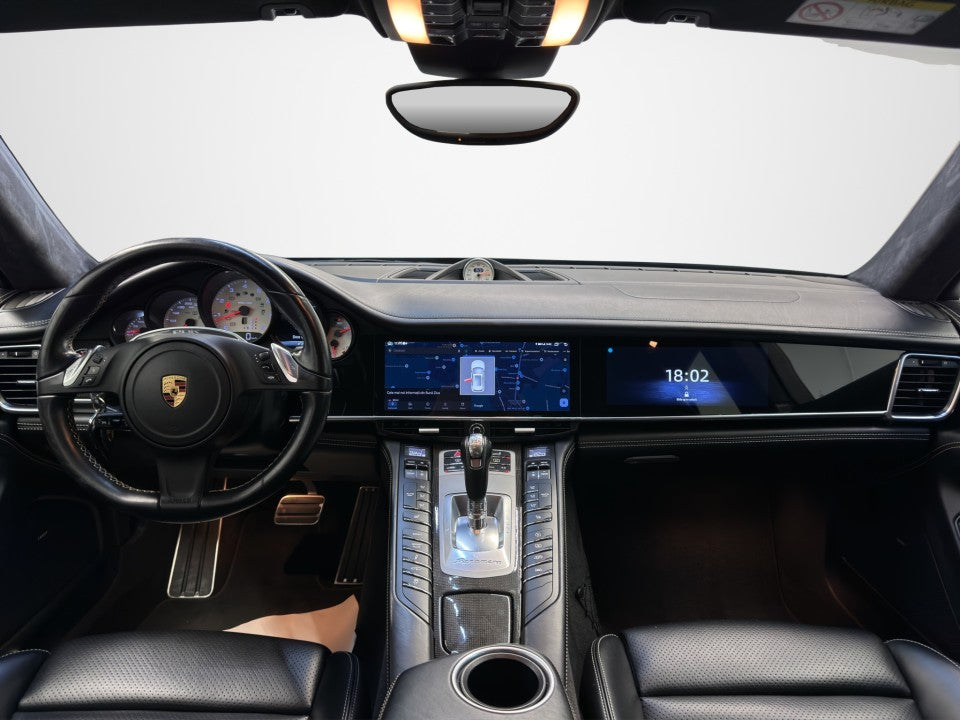 Porsche Panamera 4S Executive 2016