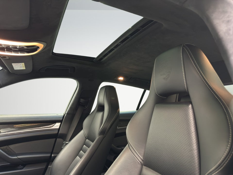 Porsche Panamera 4S Executive 2016
