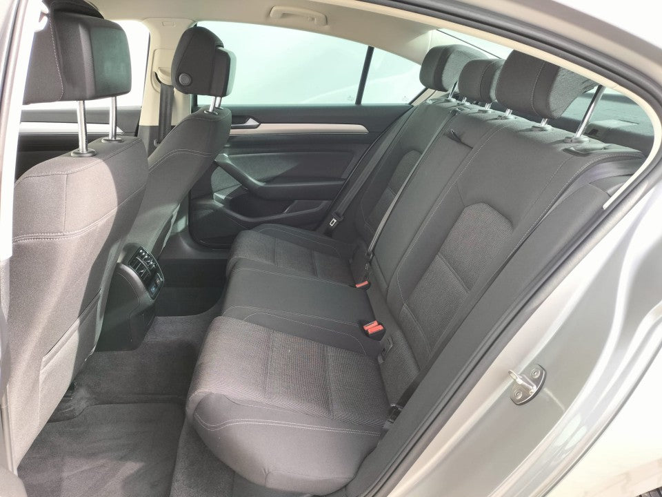 Volkswagen Passat 2.0 TDI 150 CP