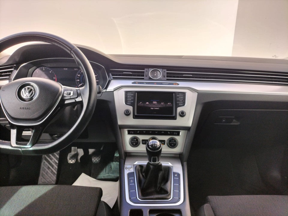 Volkswagen Passat 2.0 TDI 150 CP