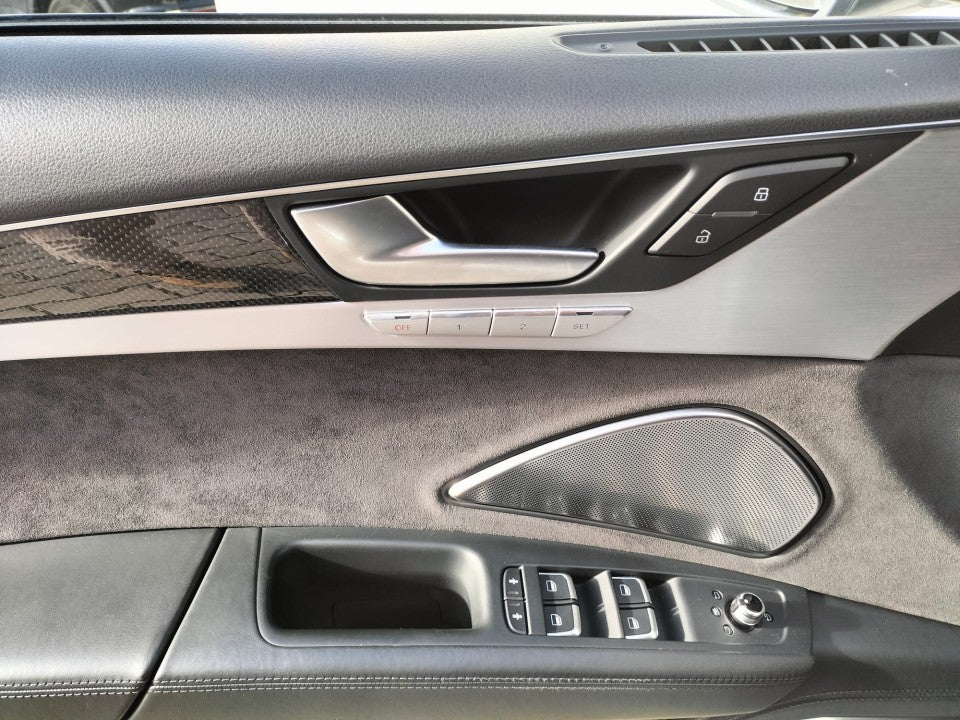 Audi S8 4.0 TFSI 520 CP