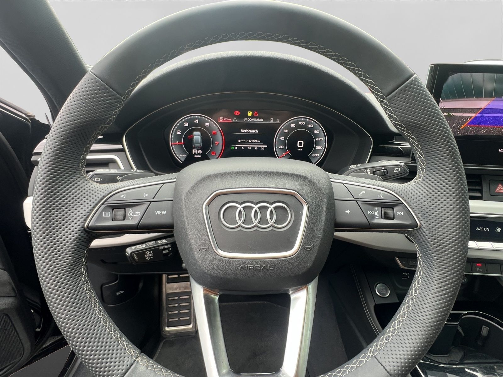 Audi A4 Avant 40 TFSI Q 2x S LINE AHK MATRIX-LED LM19