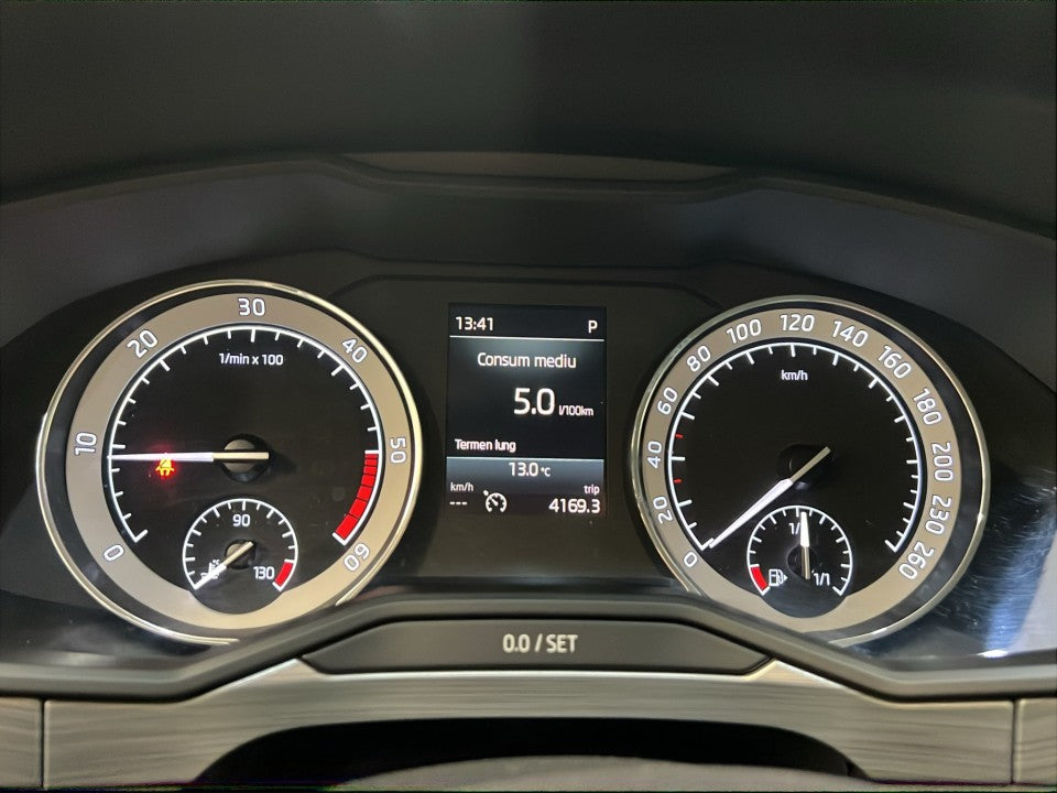 Skoda Superb Sedan 2.0 TDI DSG 150 CP