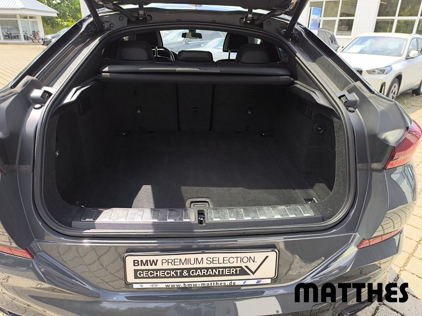 BMW X6 xDrive40d M Sport Massagesitze Panoramadach S