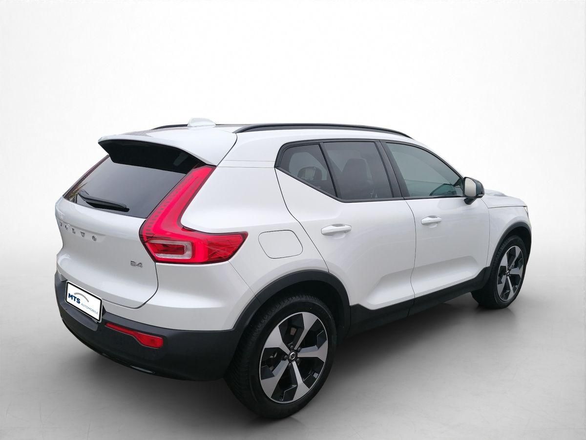 Volvo XC 40 B4 2WD Ultra Dark Aut. Pano Allwetter AHK