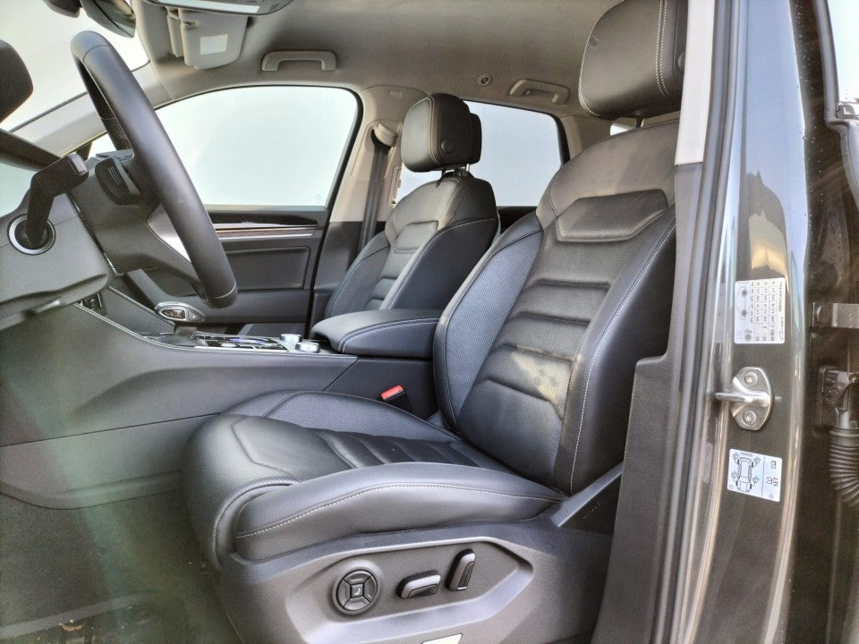 Volkswagen Touareg 3.0 TDI 231 CP