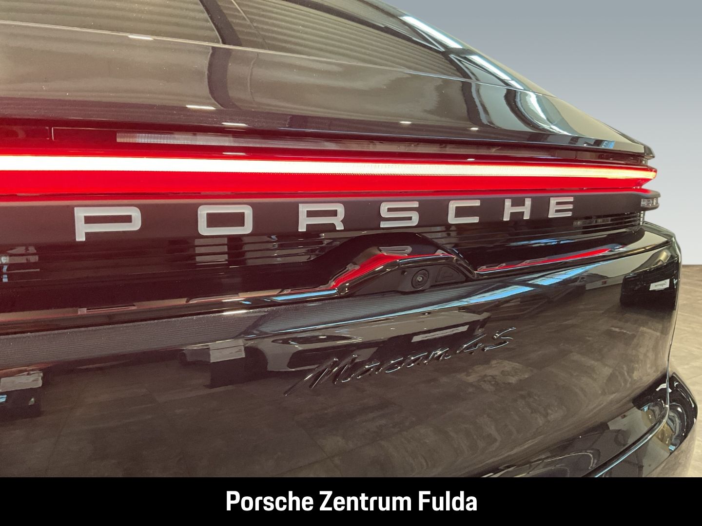 Porsche Macan 4S BOSE LED-Matrix Panorama Surround-View