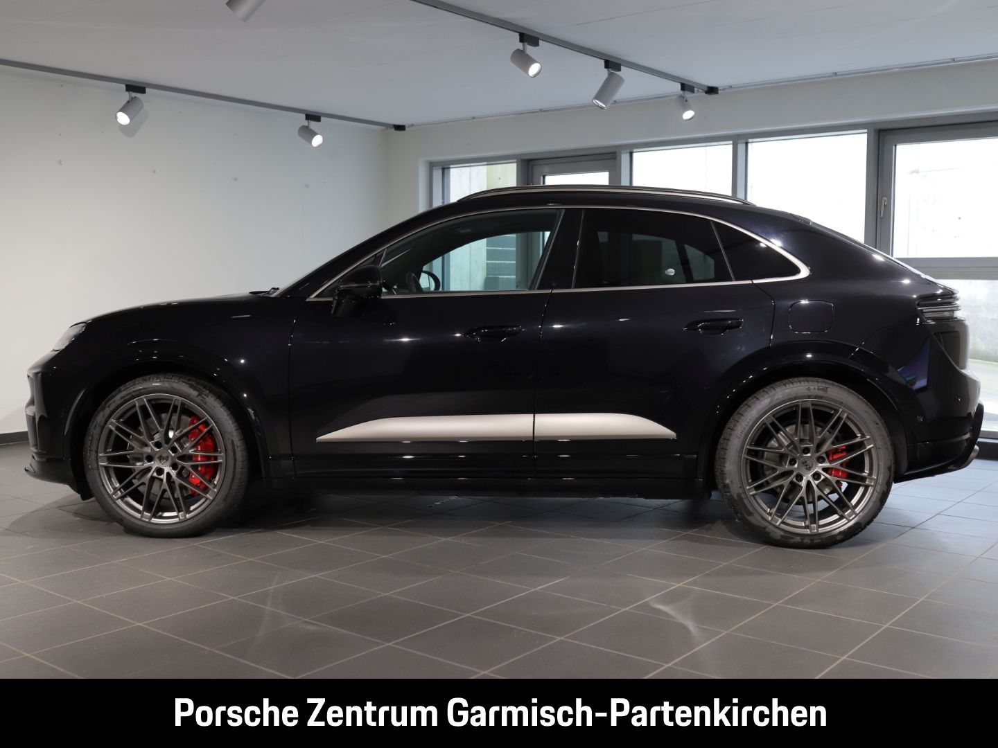 Porsche Macan Turbo 360 Kamera LenkradHZG Keyless Entry
