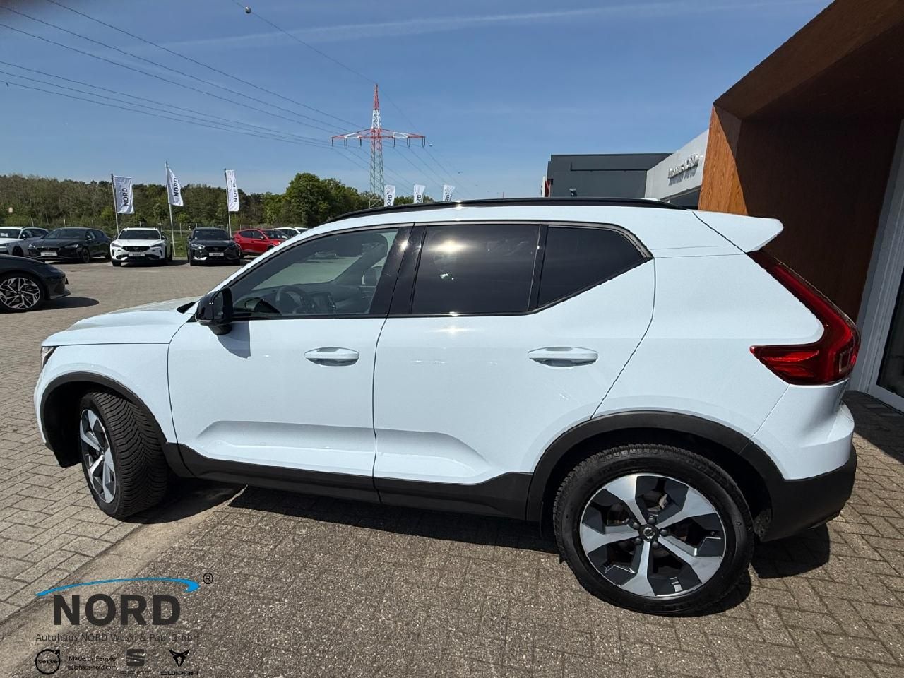 Volvo XC40 B3 Plus Dark 2WD/AHK/Blis/ACC/Licht-P.