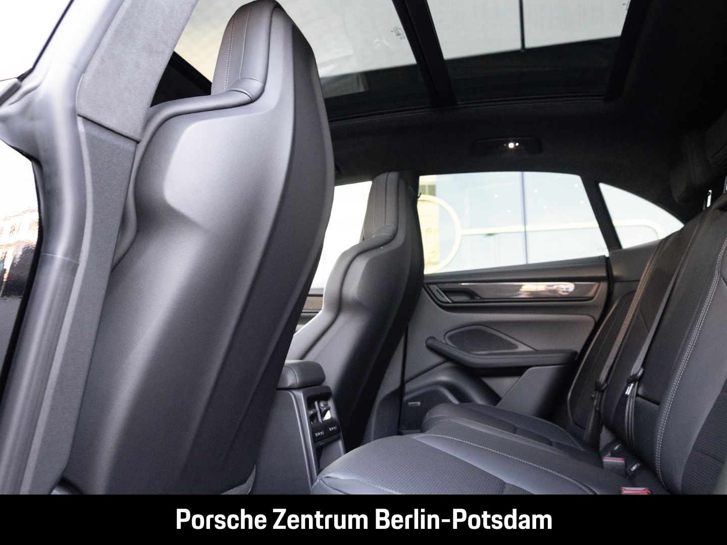 Porsche Macan Turbo LED-Matrix Surround-View InnoDrive