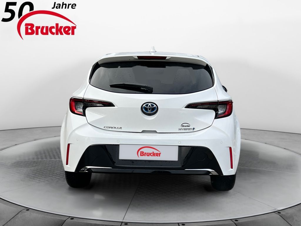 Toyota Corolla 1.8 Hybrid Team - Samsaru's Car Outlet