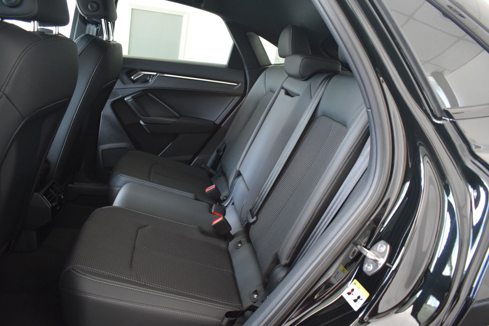 Audi Q3 Sportback S line 35TDI - Samsaru's Car Outlet
