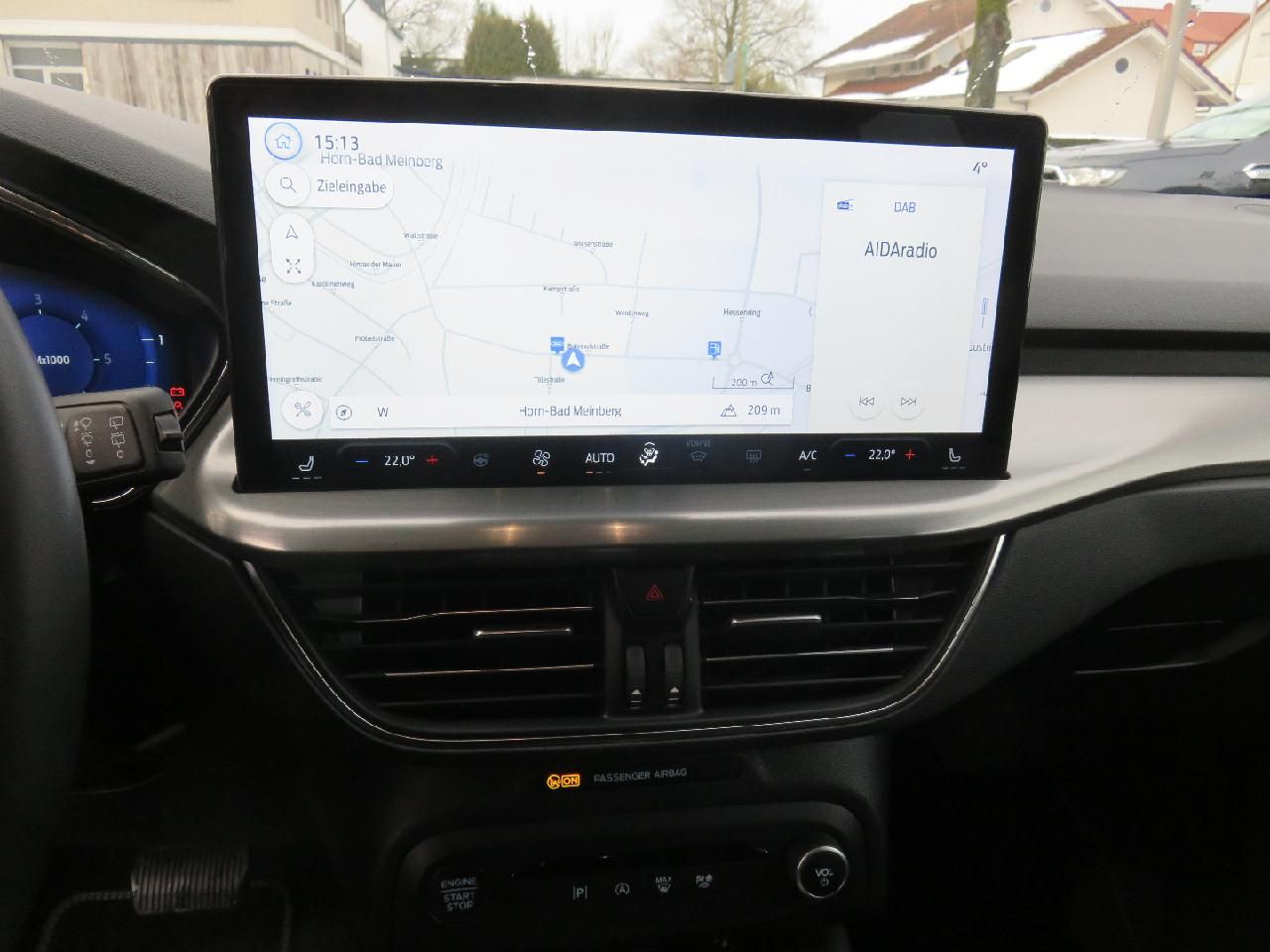Ford Focus Turnier Titanium X,HUD,Allwetterreifen,