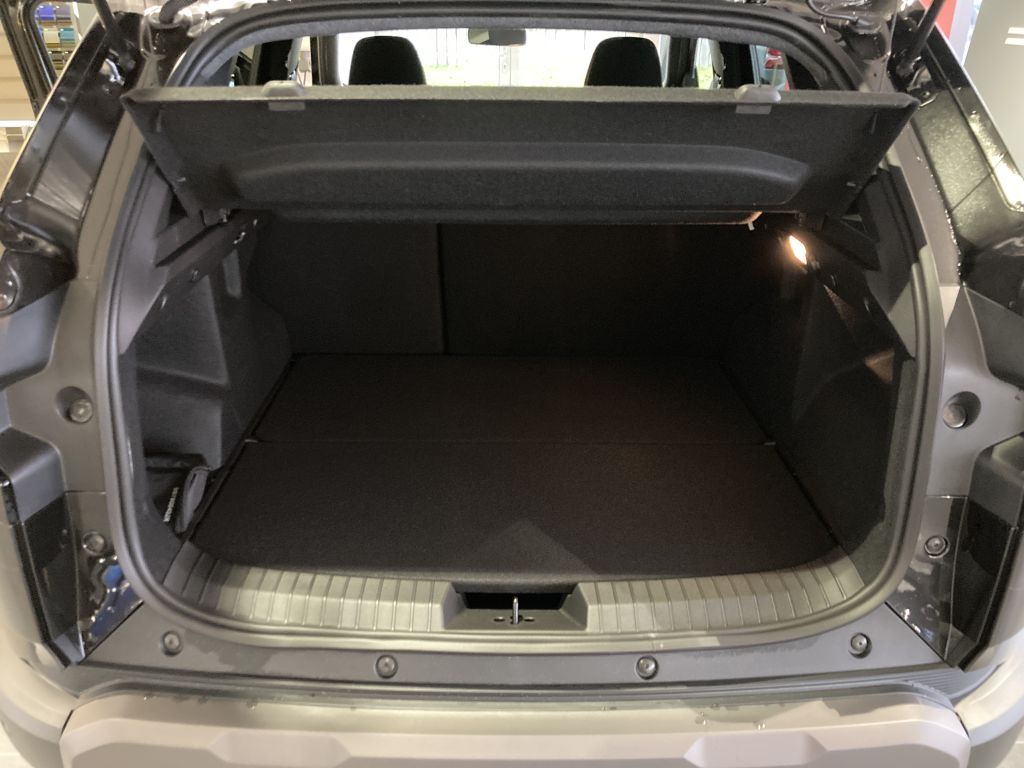 Dacia Duster Hybrid 140 Journey - Samsaru's Car Outlet