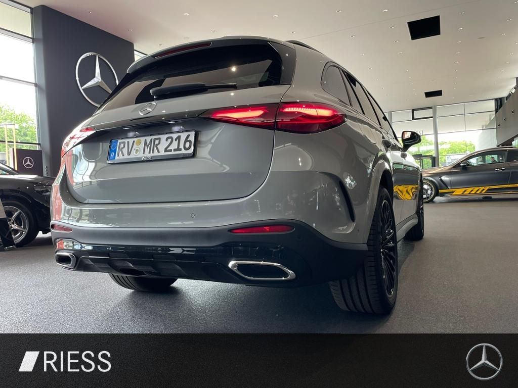 Mercedes-Benz GLC 300 d 4M AMG+PANO+AHK+DISTR+DIGI LIGHT+KEYL+