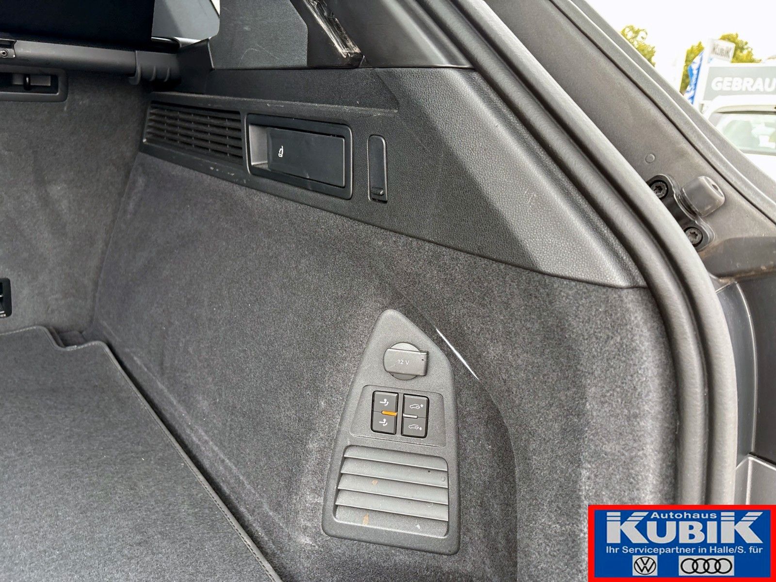 Volkswagen Touareg 3.0 TDI R-Line Black Style+Allradlenkung