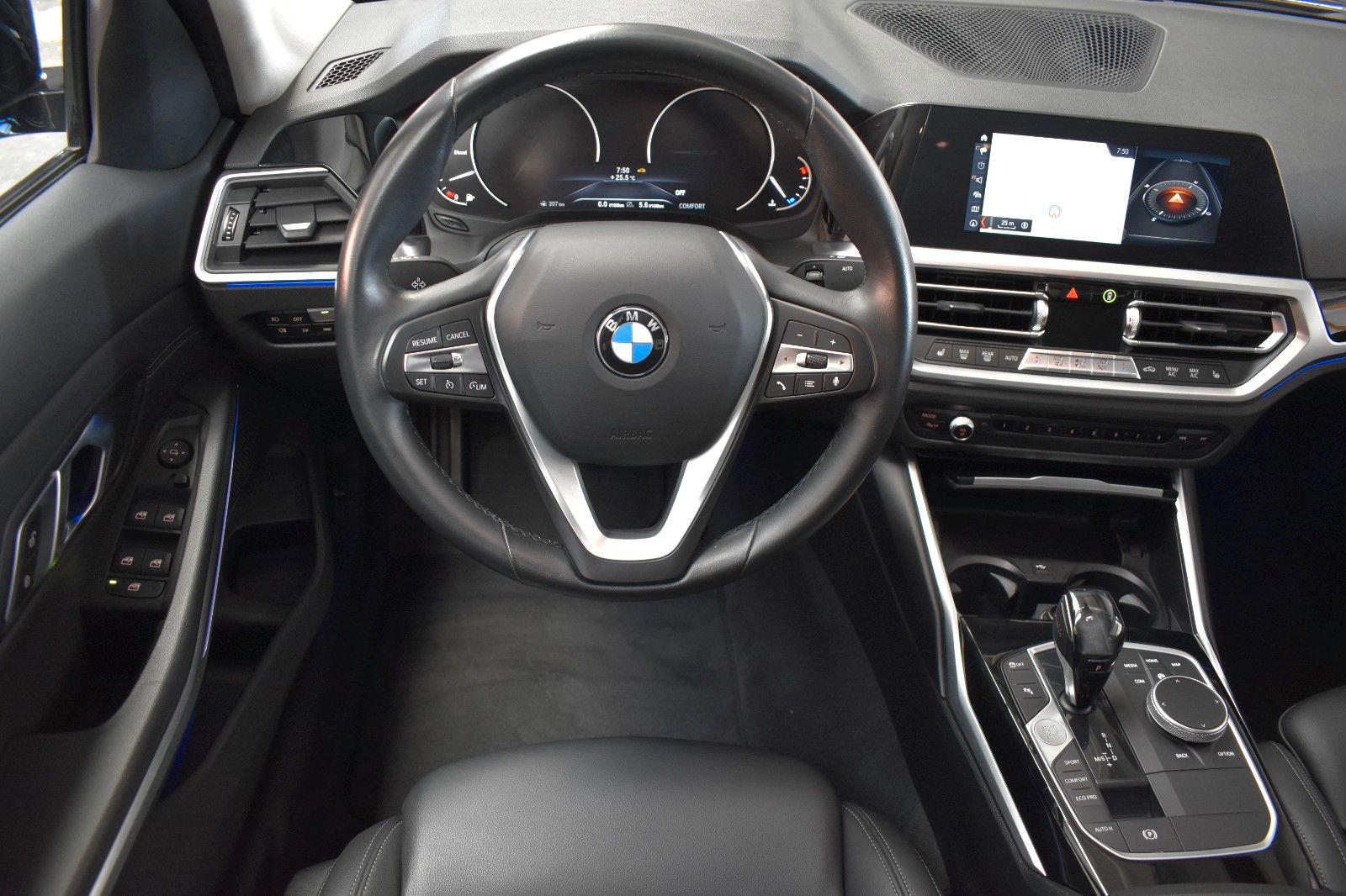 BMW 320 d SPORT LINE - Samsaru's Car Outlet