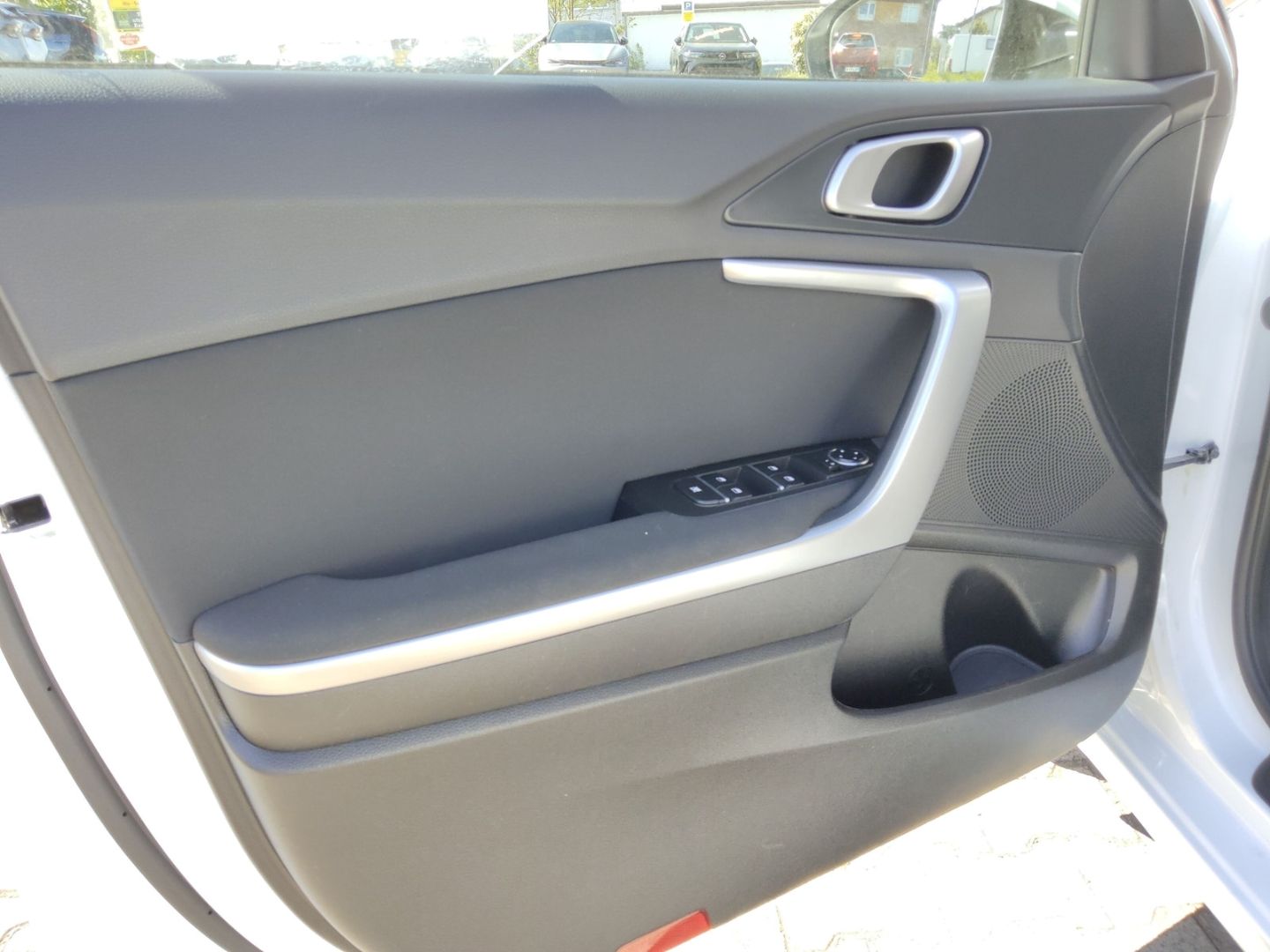 Kia Ceed BEST 1.5T GDi - Samsaru's Car Outlet