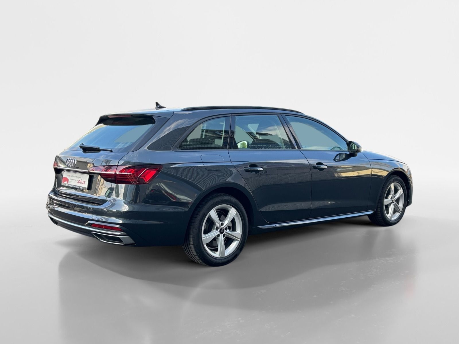 Audi A4 Avant 35 TDI S tronic ADVANCED - Samsaru's Car Outlet