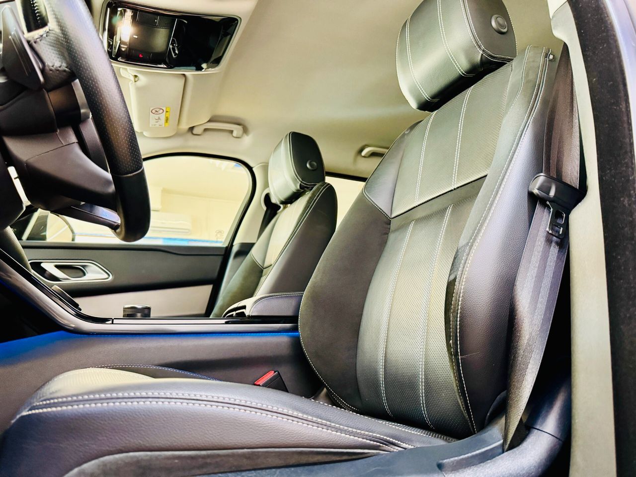 Range Rover Velar 2.0D - Samsaru's Car Outlet