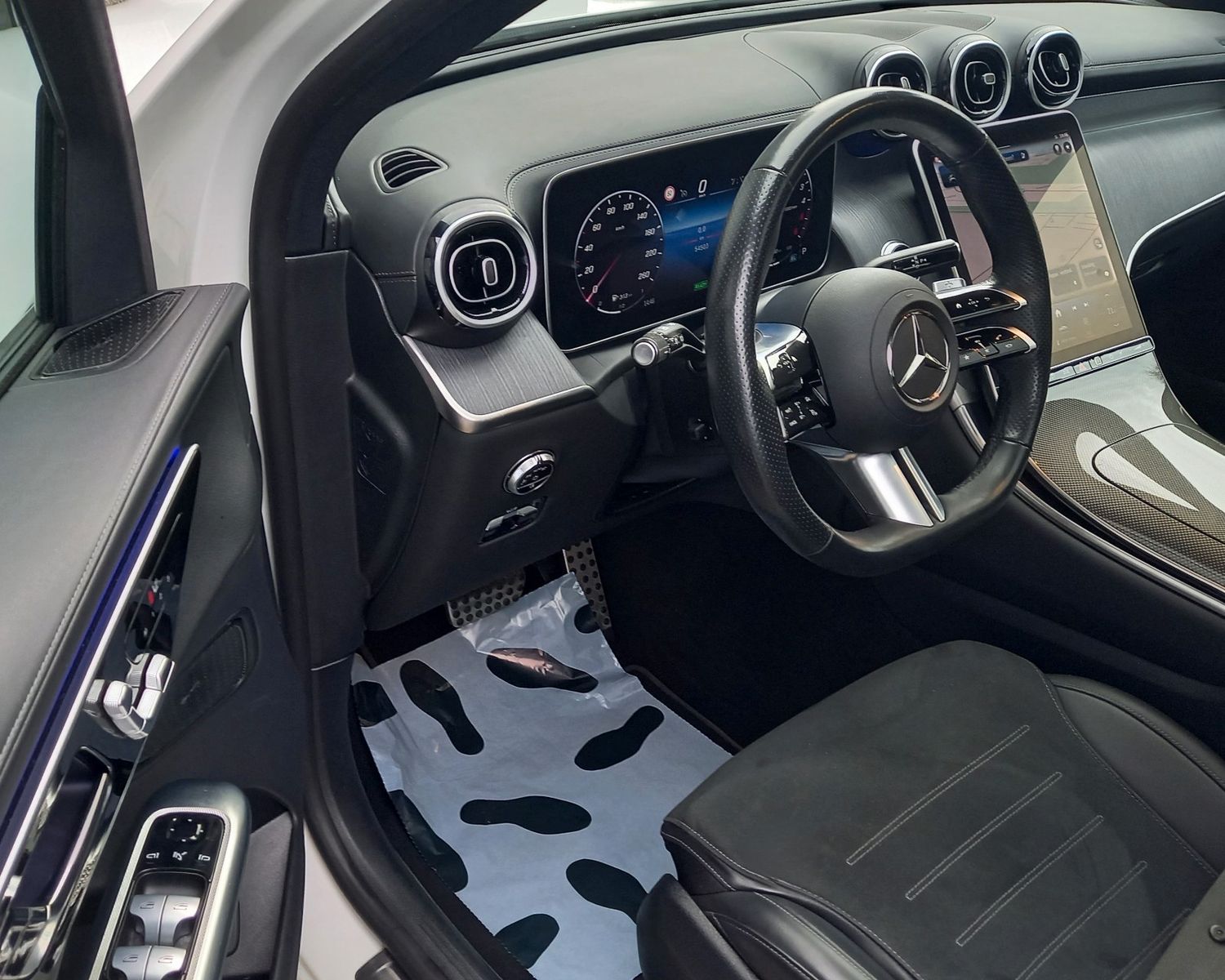 Mercedes-Benz GLC AMG LINE GLC300de 4M 9G-DCT KAM360*PANO*20