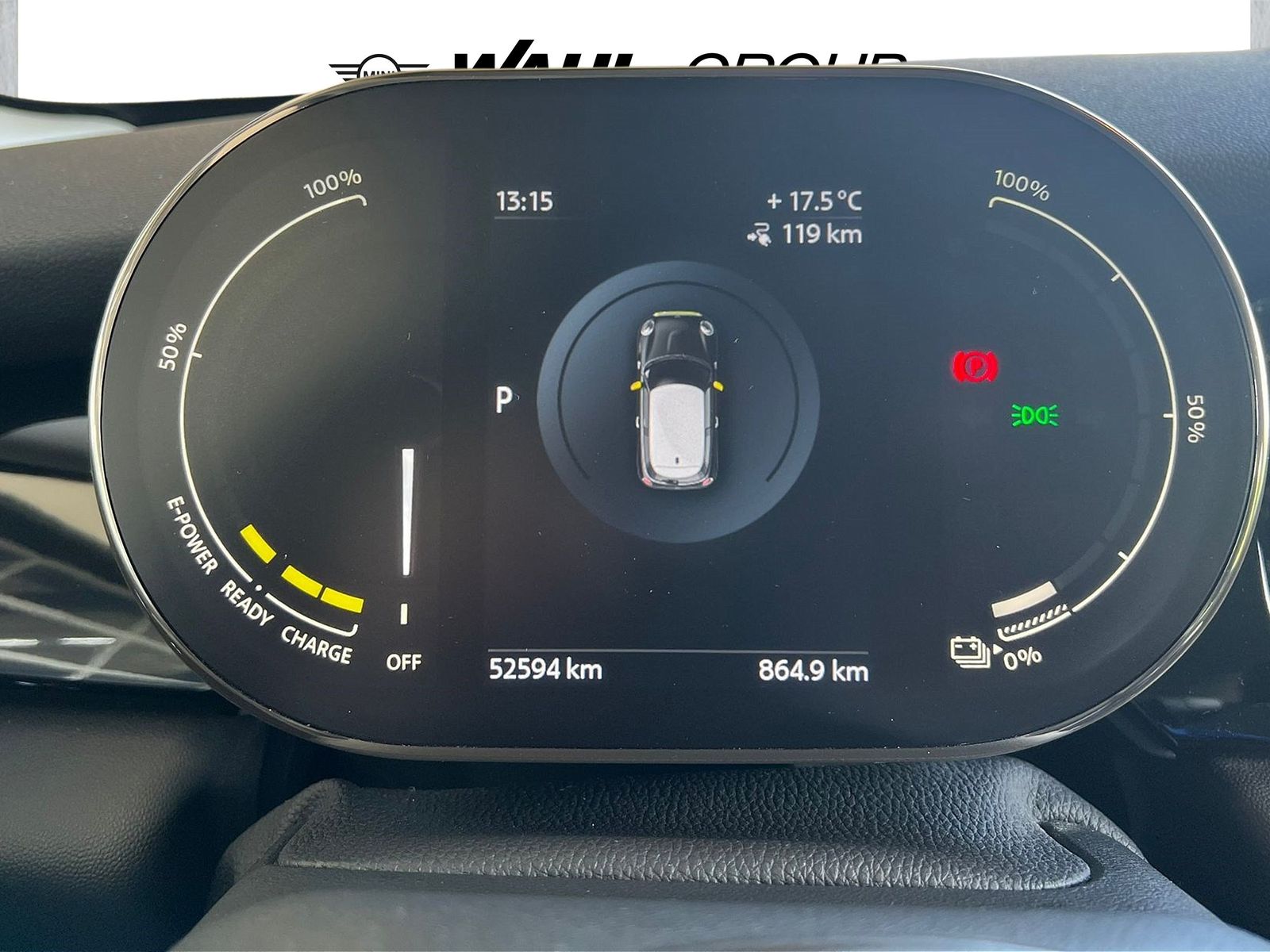 MINI Cooper SE Essential - Samsaru's Car Outlet