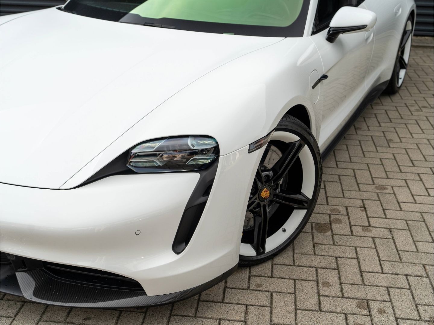 Porsche Taycan Turbo S Matrix LED PDLS Carbon uvm.