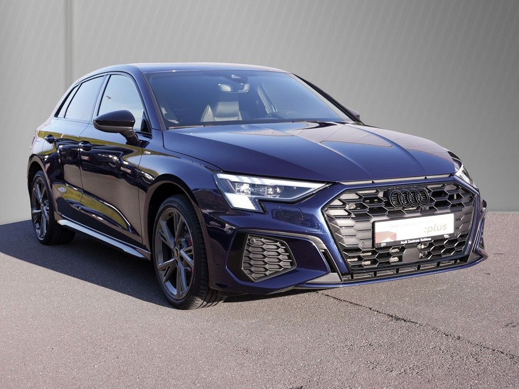 Audi A3 Sportback 45 TFSI e S line S-tron Navi Matrix