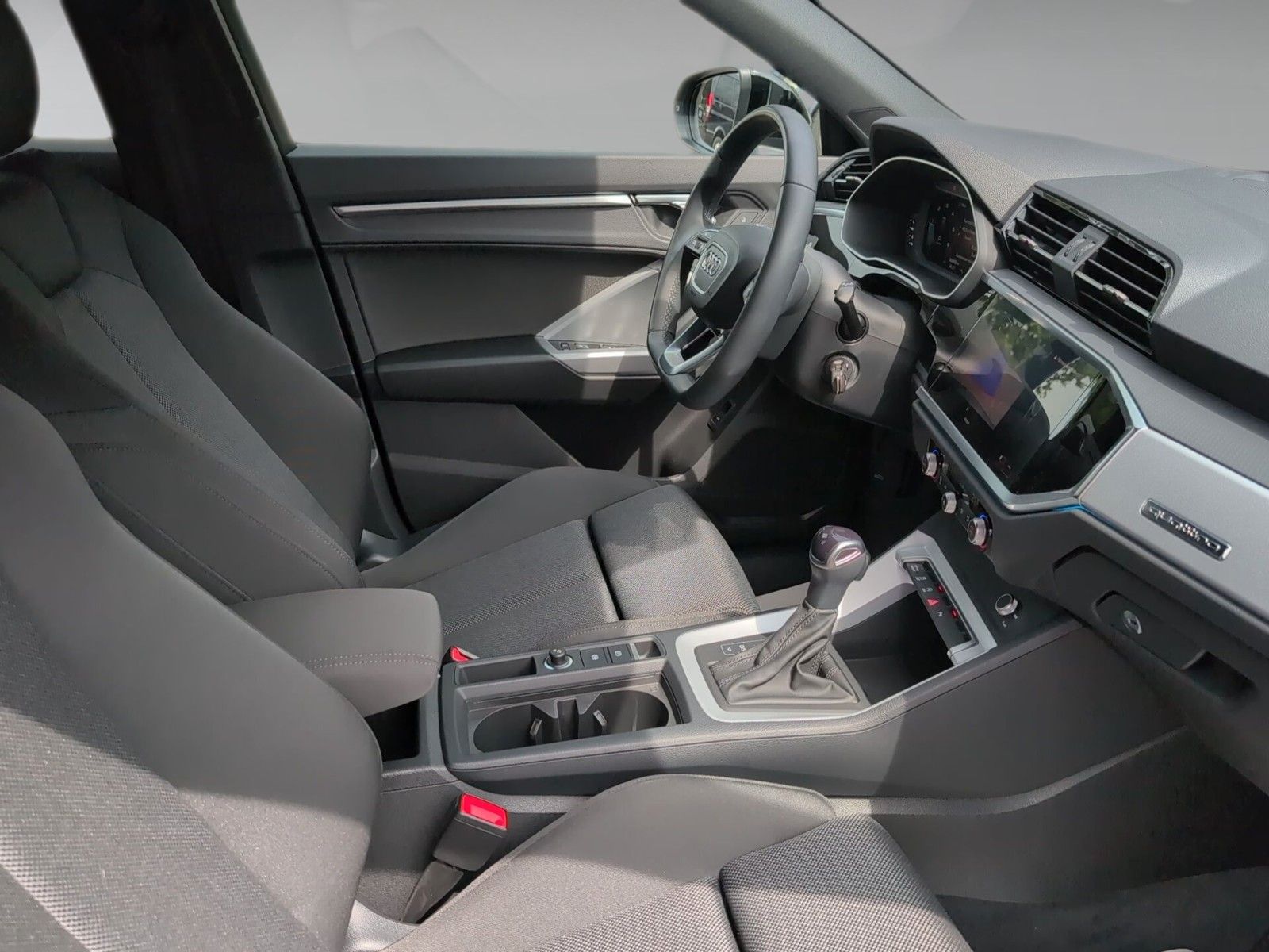 Audi Q3 Sportback 40 TDI quattro S line - Samsaru's Car Outlet