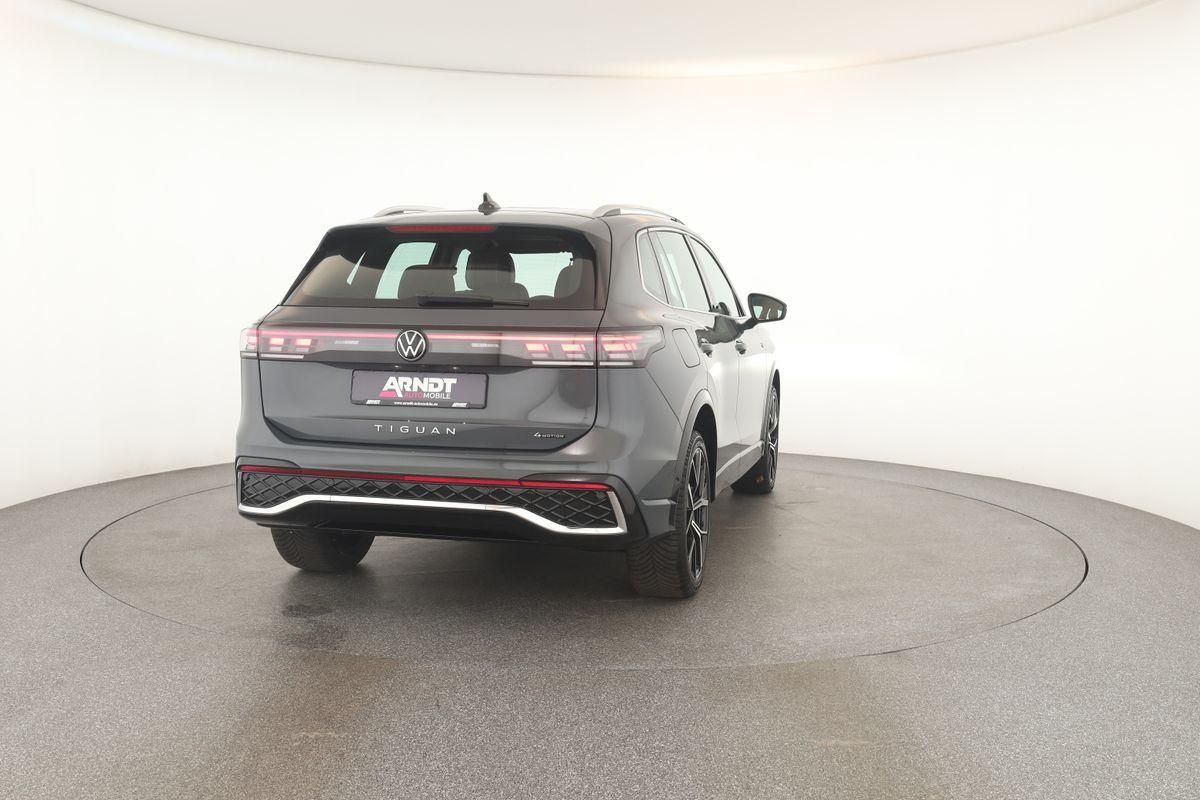 Volkswagen Tiguan 2.0 TDI 4M DSG R-Line Leder Pano Navi 360