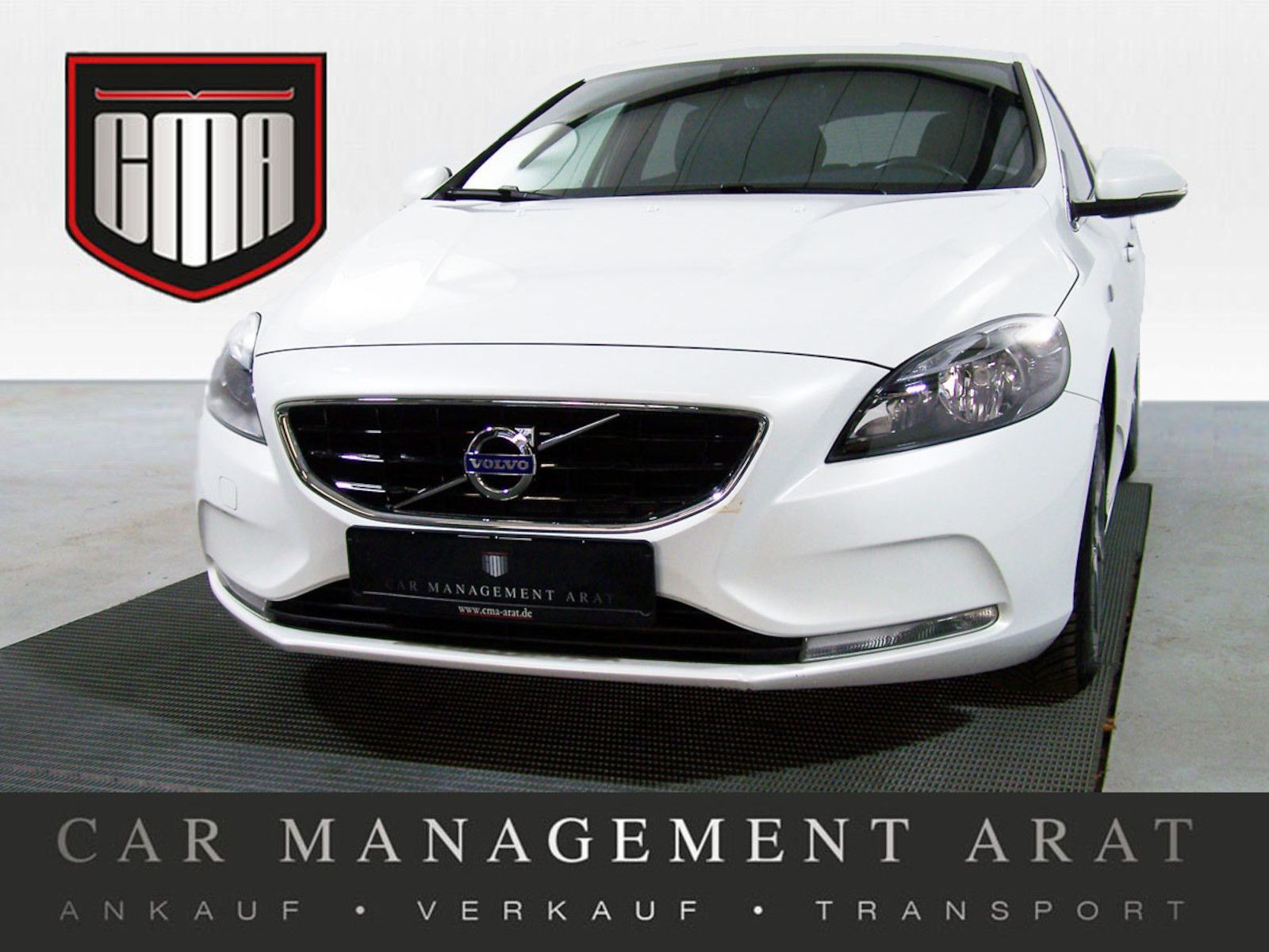 Volvo V40 2.0 T2 Ocean Race LEDER+NAVI+KAM+SHZ+TEMP