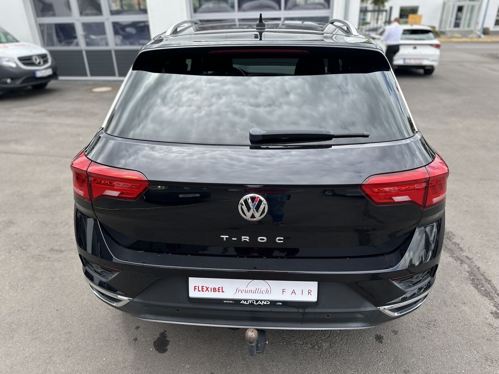 Volkswagen T-Roc 2.0 TDI United - Samsaru's Car Outlet