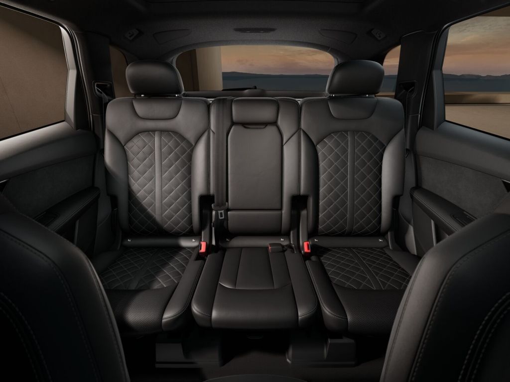 Audi Q7 60 TFSI e UPE 125.045 S line AHK B&O 3D Pano