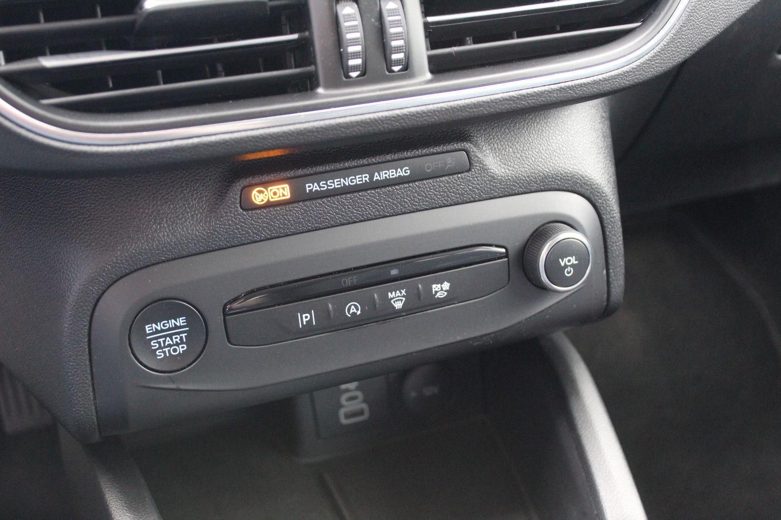 Ford Focus Turnier Active LED Winterpaket Automatik