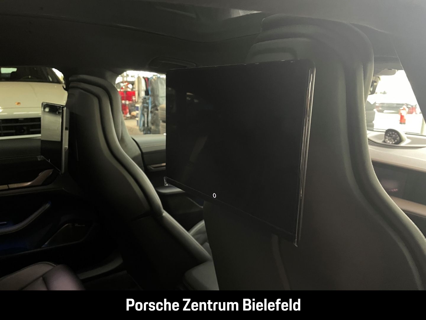 Porsche Taycan Turbo HA-Lenkung InnoDrive Sitzbelüftung