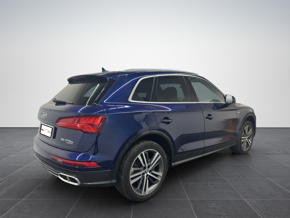 Audi Q5 55 TFSI e quattro 270Kw/367 Cp S-line