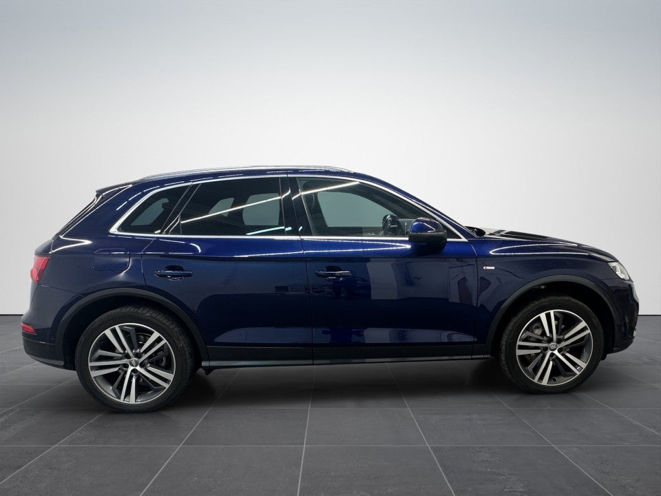 Audi Q5 55 TFSI e quattro 270Kw/367 Cp S-line
